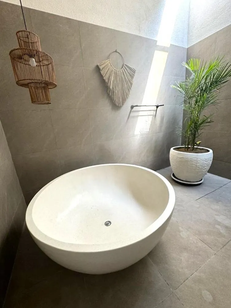 Villa Cucu - Legian - 3 Bedroom Indonesia