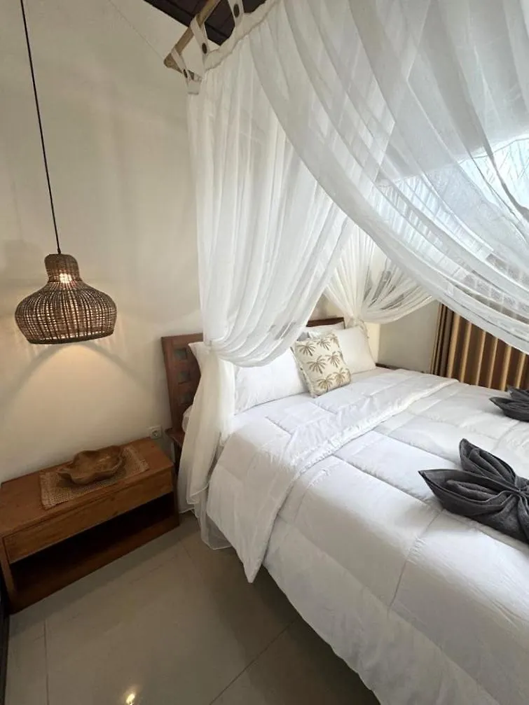 Villa Cucu - Legian - 3 Bedroom